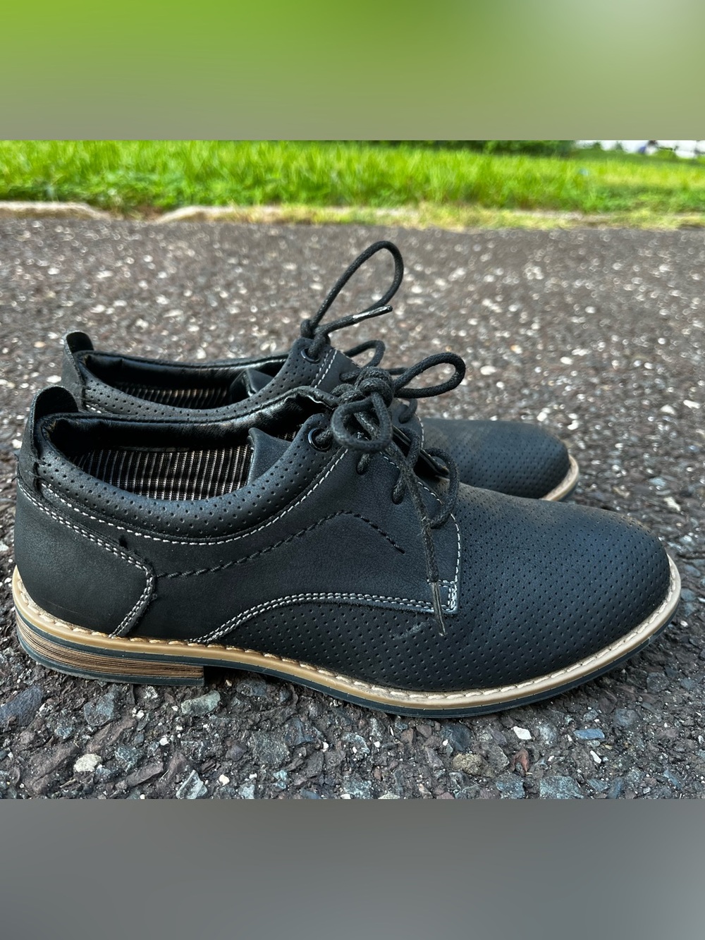 Ashford Hayes Barkley Boys 3M Black Oxford Dress Shoes Perforated Lace Up EUC